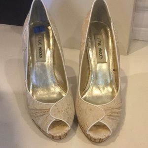 Steve Madden Eyelet Heels